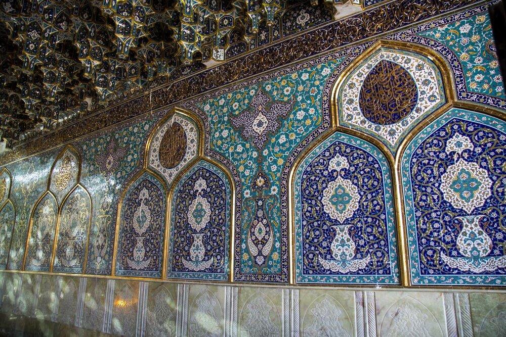 بازسازی، توسعه و تزئیناتِ حرم‌های مطهر